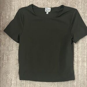 Green short sleeve top